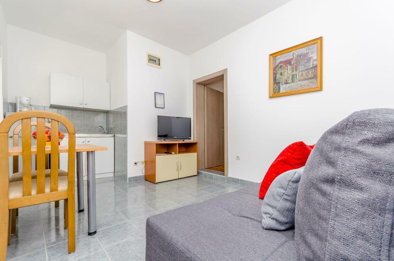 Apartments Tonka Donji Okrug  エクステリア 写真