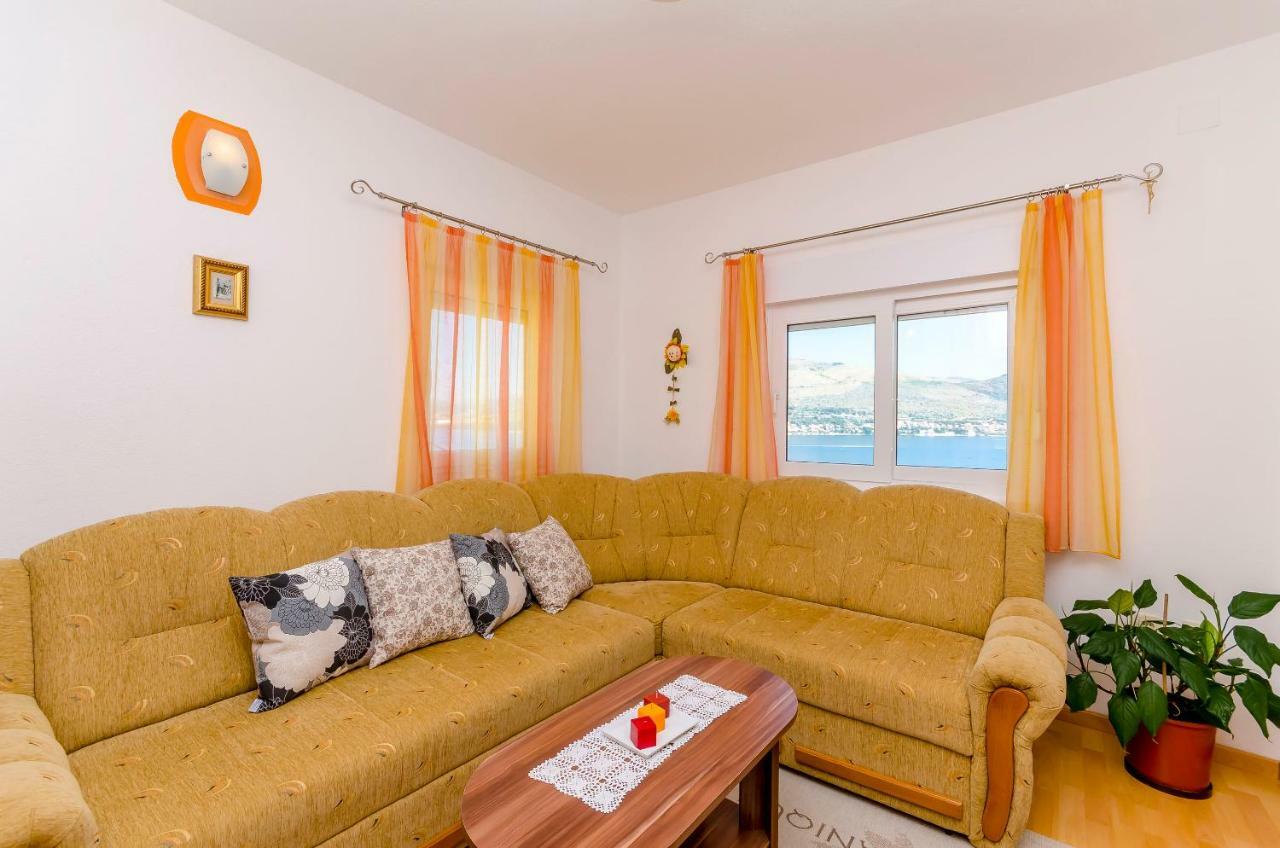 Apartments Tonka Donji Okrug  エクステリア 写真